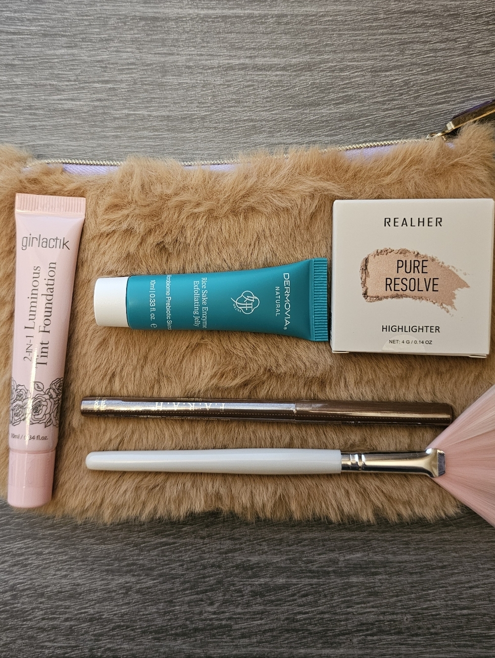 Fluffy Cosmetic Bag And Makeup Kit